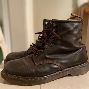 Doc Martens 1460 8 Hole Classic - Men’s size 12
